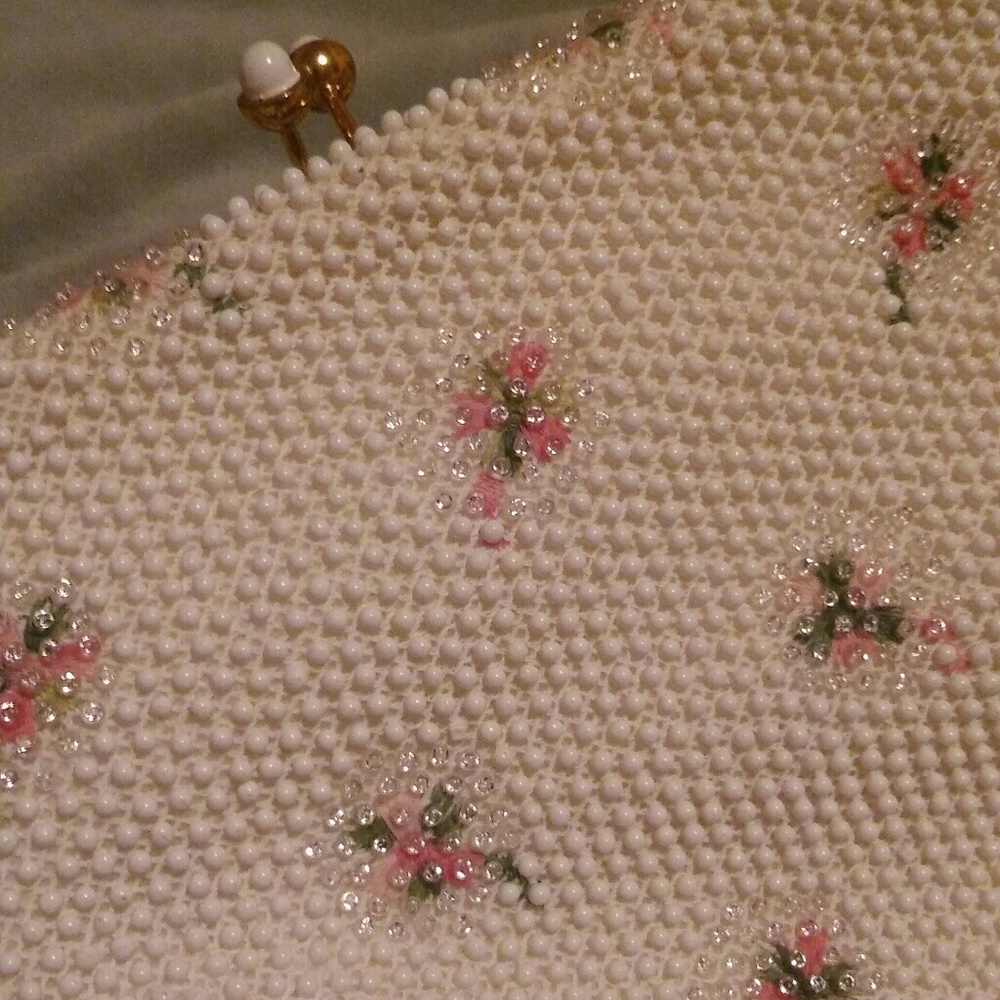 VINTAGE Medium Sized Purse